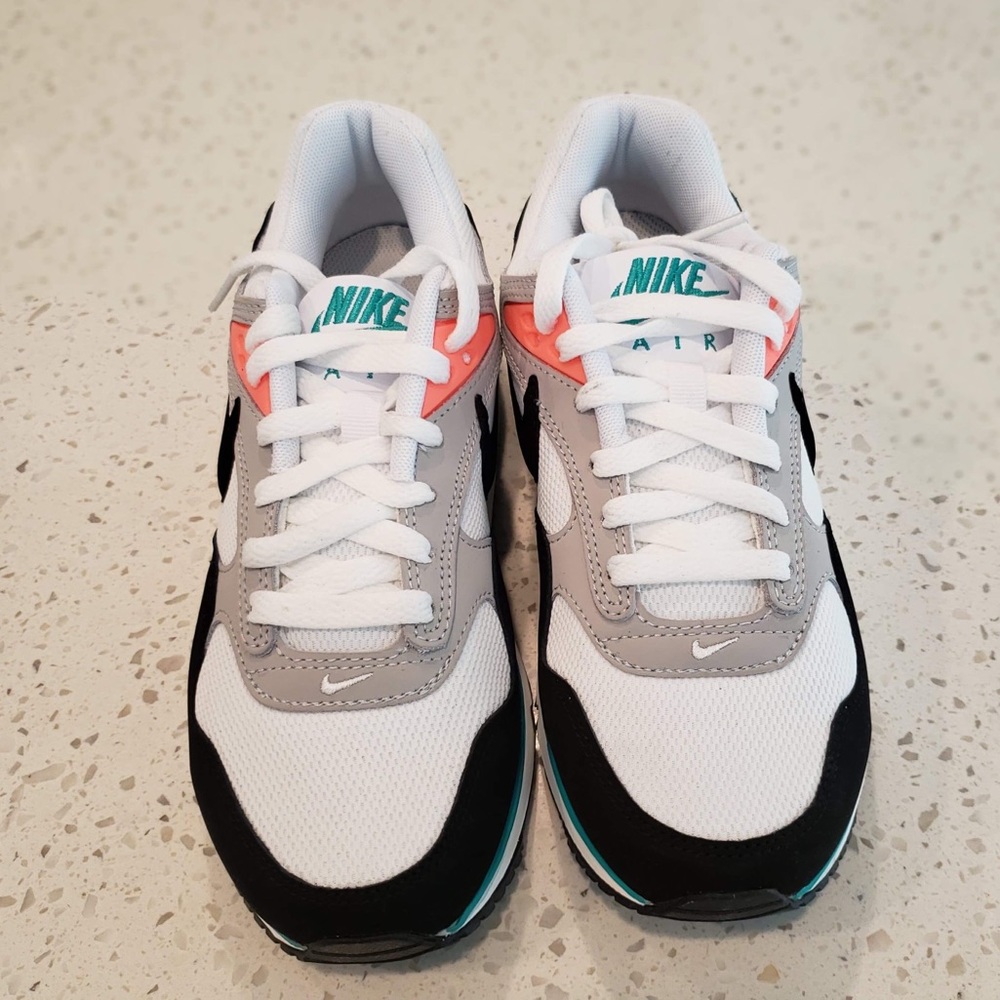 Nike Air Max Correlate - Picture 3 of 4